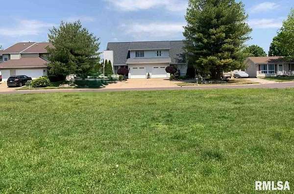 0.18 Acres of Residential Land for Sale in Pekin, Illinois
