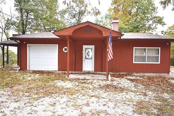 2.1 Acres of Residential Land with Home for Sale in Rocky Mount, Missouri