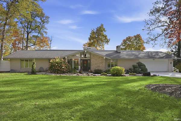 4.89 Acres of Residential Land with Home for Sale in Columbia City, Indiana