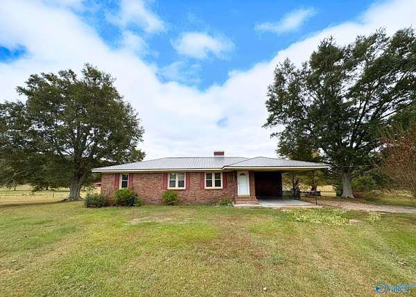 5 Acres of Residential Land with Home for Sale in Southside, Alabama