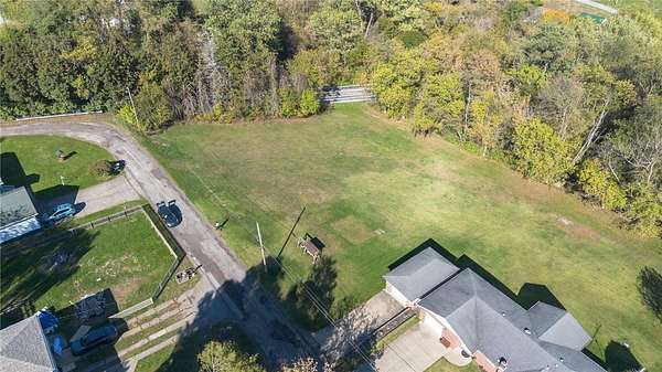 0.78 Acres of Residential Land for Sale in Burgettstown, Pennsylvania