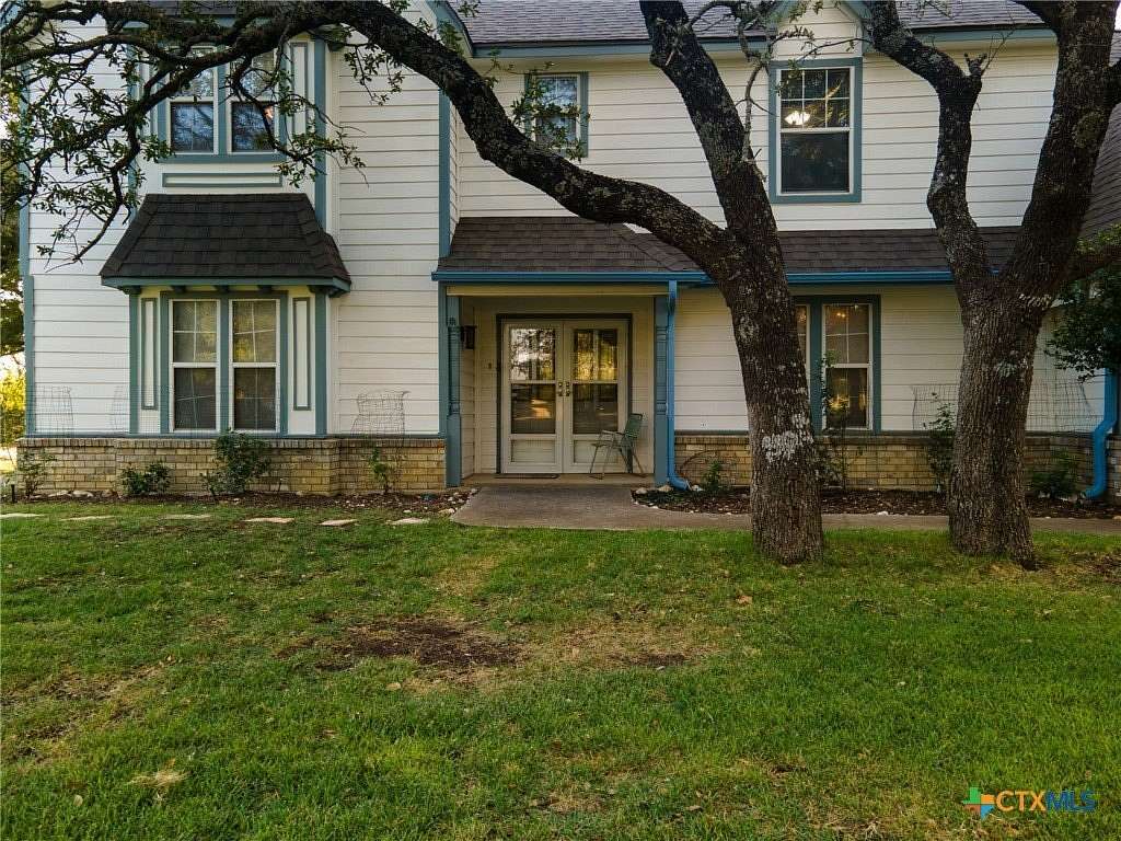 27.4 Acres of Land with Home for Sale in Copperas Cove, Texas