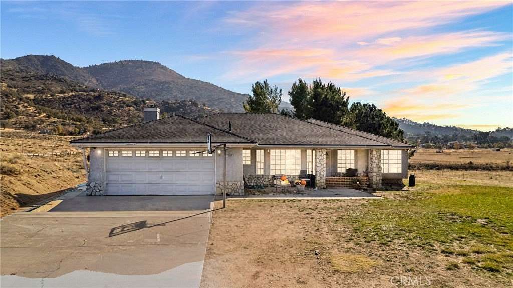 21 Acres of Agricultural Land with Home for Sale in Tehachapi, California