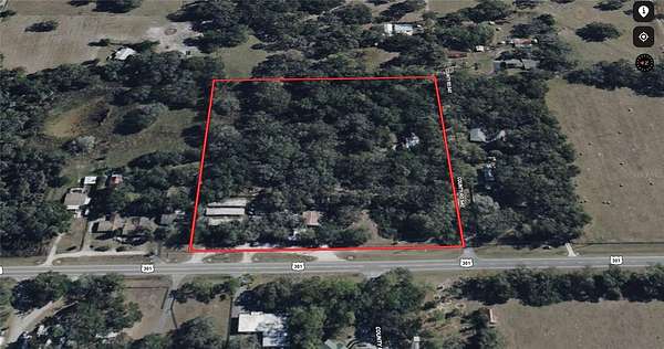 9 Acres of Improved Mixed-Use Land for Sale in Bushnell, Florida