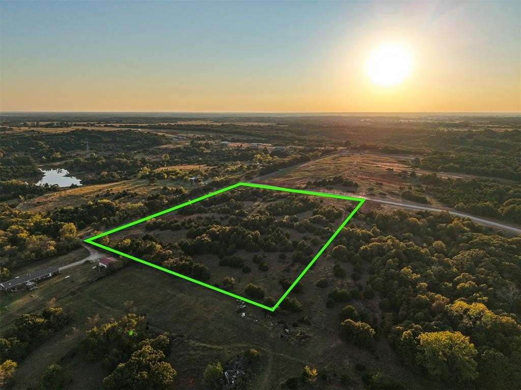8 Acres of Residential Land for Sale in McLoud, Oklahoma