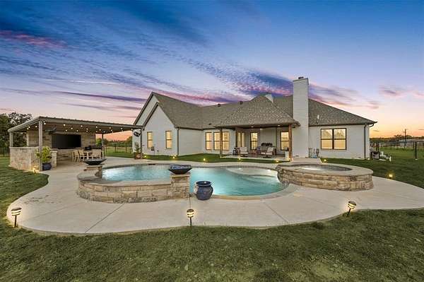 2 Acres of Residential Land with Home for Sale in Decatur, Texas