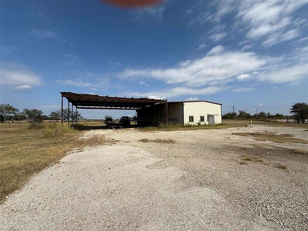 5 Acres of Commercial Land for Sale in Emory, Texas