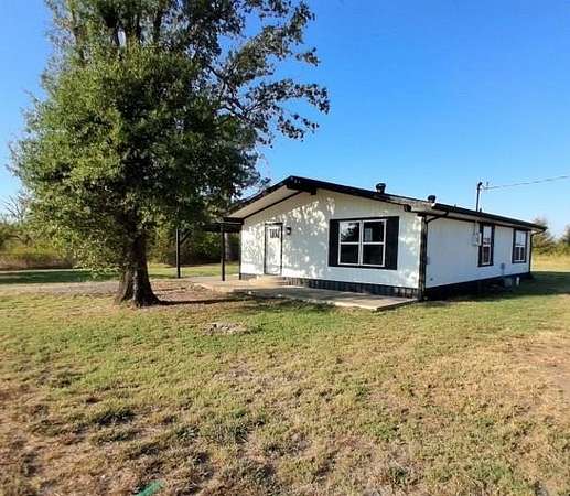 2 Acres of Residential Land with Home for Sale in Klondike, Texas