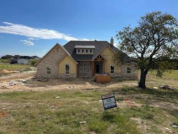 2.18 Acres of Residential Land with Home for Sale in Springtown, Texas