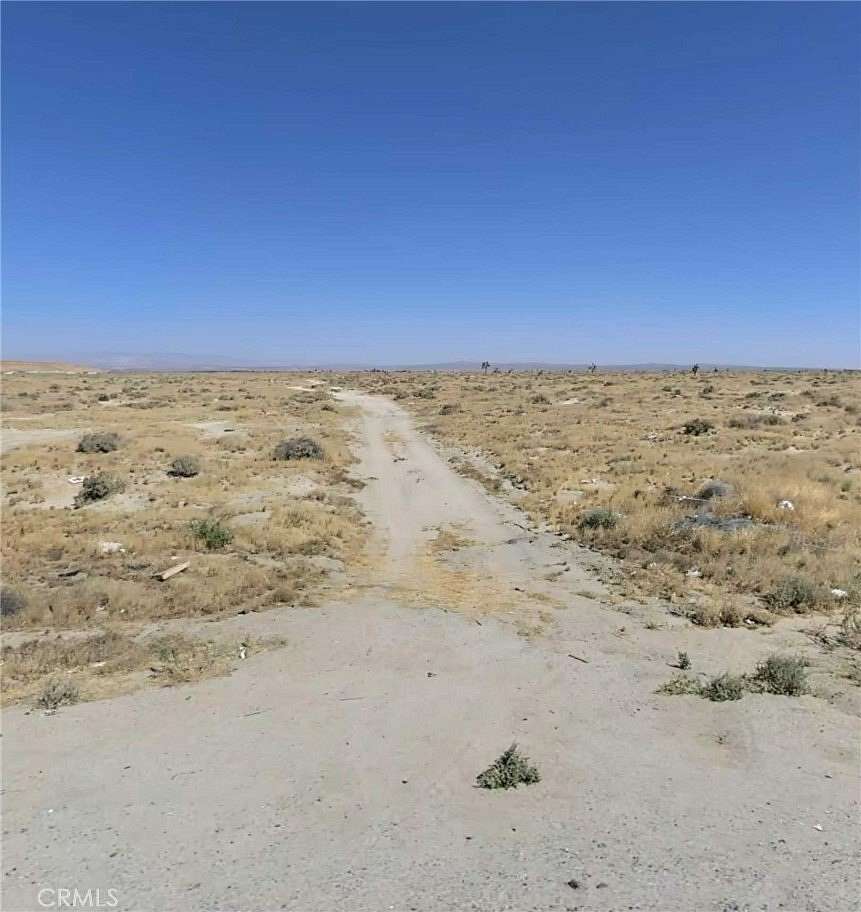 5 Acres of Residential Land for Sale in Lancaster, California