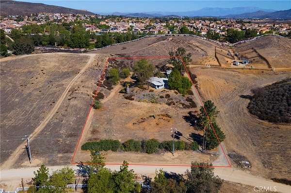 2.46 Acres of Residential Land with Home for Sale in Temecula, California