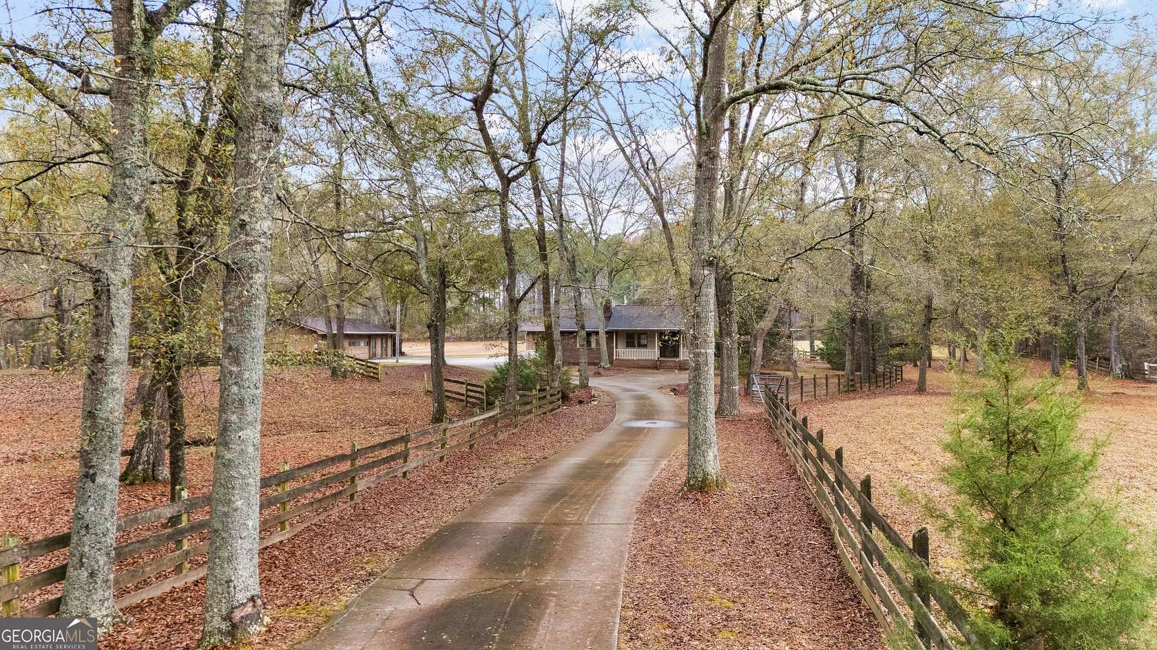 5.34 Acres of Land with Home for Sale in Fayetteville, Georgia
