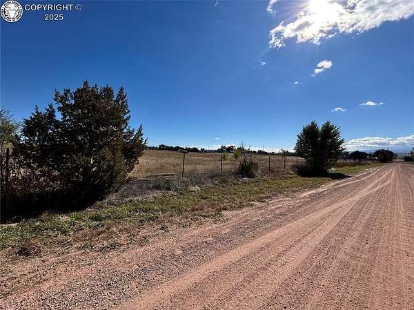5 Acres of Land for Sale in Penrose, Colorado