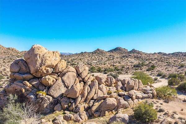 35 Acres of Recreational Land for Sale in Pioneertown, California