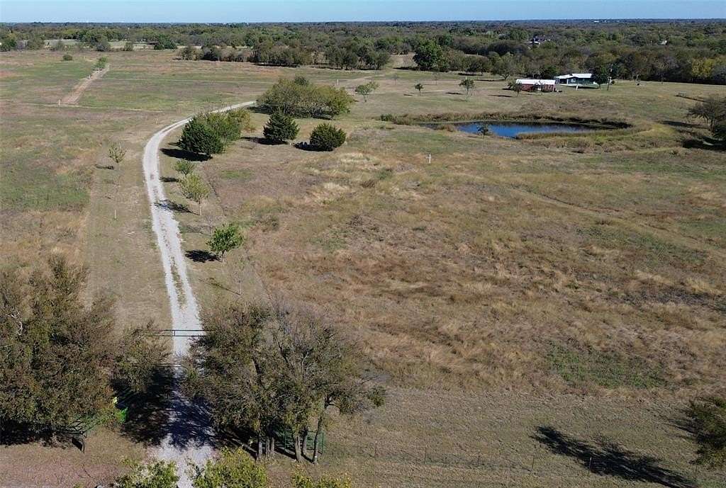 54.8 Acres of Land for Sale in Blue Ridge, Texas