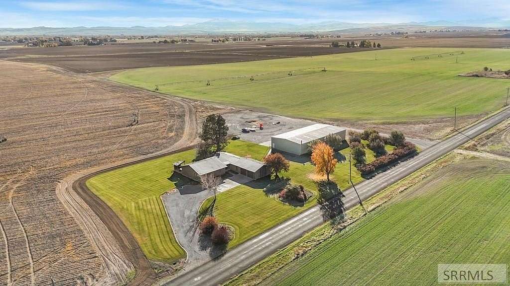 2.79 Acres of Residential Land with Home for Sale in Blackfoot, Idaho