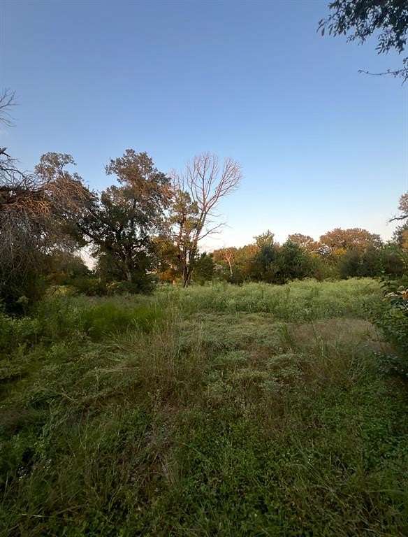 1.89 Acres of Residential Land for Sale in Waco, Texas