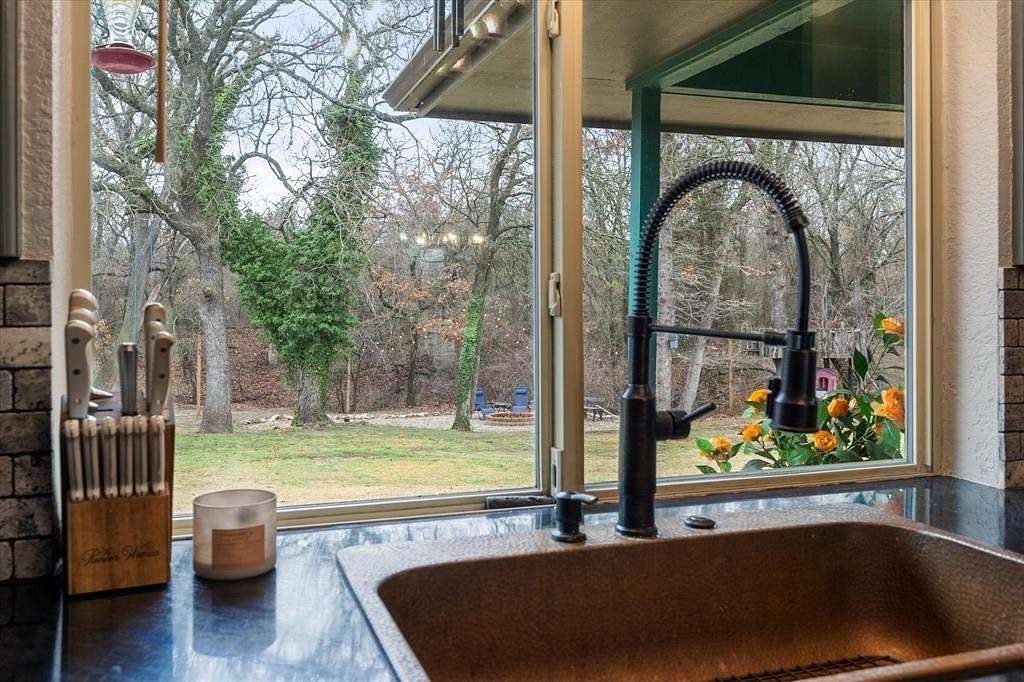 1.5 Acres of Land with Home for Sale in Weatherford, Texas