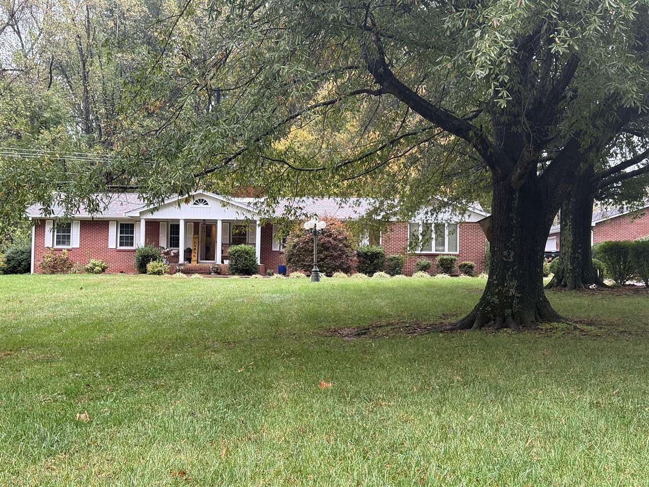 8 Acres of Residential Land with Home for Sale in Kuttawa, Kentucky