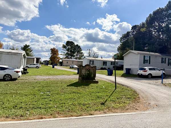 2 Acres of Mixed-Use Land for Sale in Somerset, Kentucky