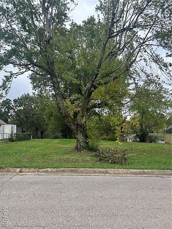 0.25 Acres of Residential Land for Sale in Poplar Bluff, Missouri