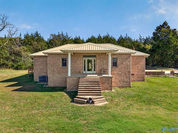 151 Acres of Agricultural Land with Home for Sale in Fayetteville, Tennessee