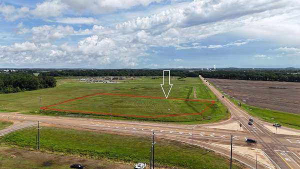 3.5 Acres of Commercial Land for Sale in Grenada, Mississippi