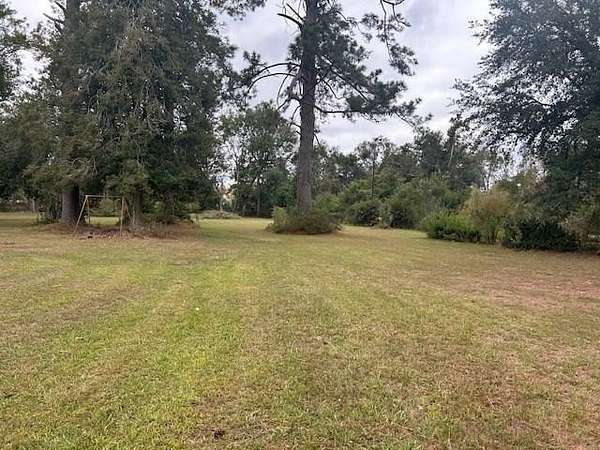2 Acres of Improved Mixed-Use Land for Sale in Valdosta, Georgia