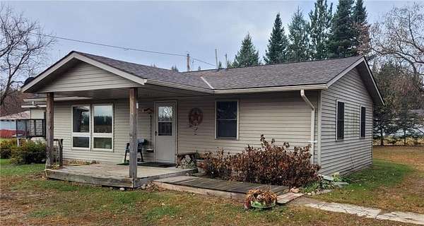 4 Acres of Residential Land with Home for Sale in Pine River, Minnesota