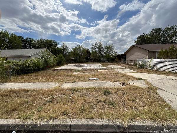 0.12 Acres of Residential Land for Sale in San Antonio, Texas