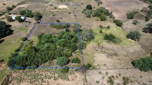 1.49 Acres of Land for Sale in Floresville, Texas