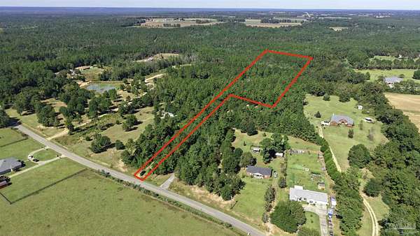 9 Acres of Residential Land for Sale in Jay, Florida