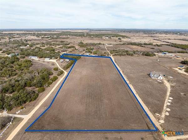 9 Acres of Land for Sale in Florence, Texas