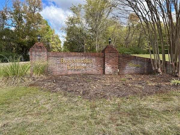 1.89 Acres of Residential Land for Sale in Savannah, Tennessee