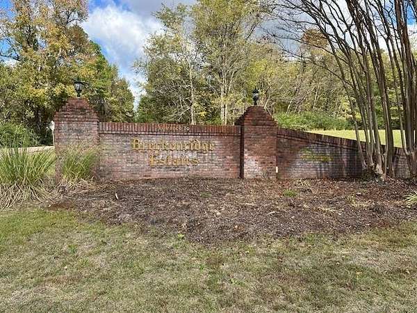 2.25 Acres of Residential Land for Sale in Savannah, Tennessee