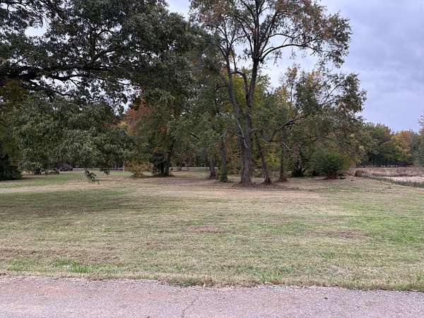 0.66 Acres of Residential Land for Sale in Clarksville, Tennessee