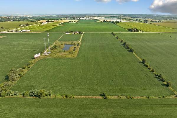38 Acres of Land for Sale in Marengo, Illinois