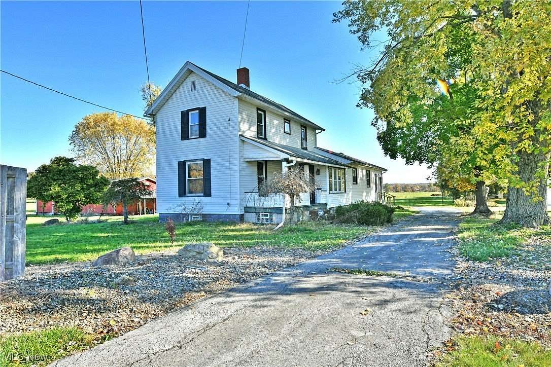 27 Acres of Land with Home for Sale in Cortland, Ohio