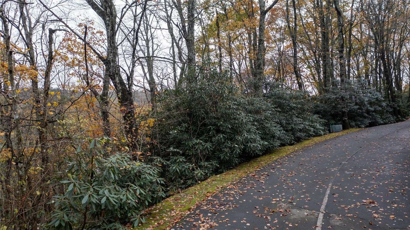 1 Acre of Residential Land for Sale in Highlands, North Carolina