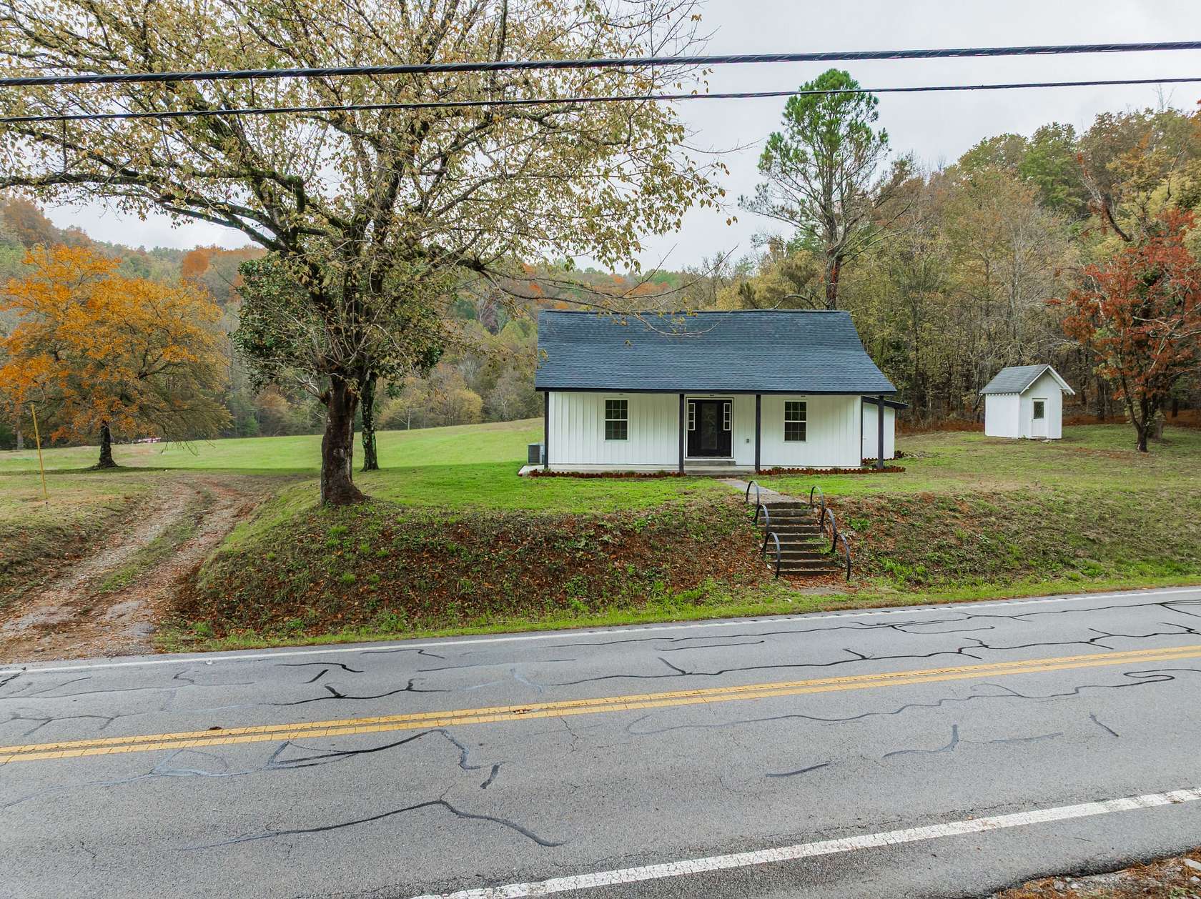 3.84 Acres of Residential Land with Home for Sale in Beechgrove, Tennessee
