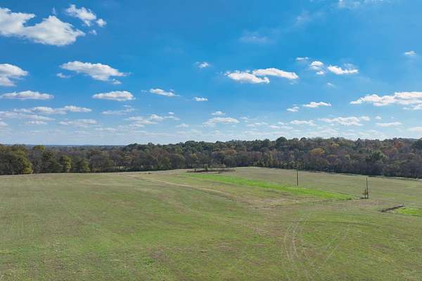 10.1 Acres of Recreational & Residential Land for Sale in Gallatin, Tennessee