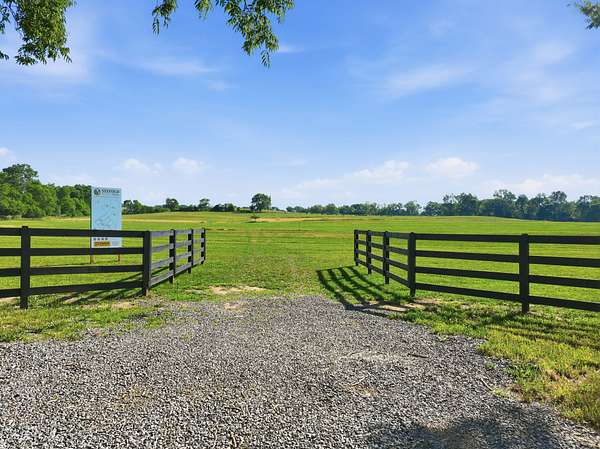 10.1 Acres of Recreational & Residential Land for Sale in Gallatin, Tennessee