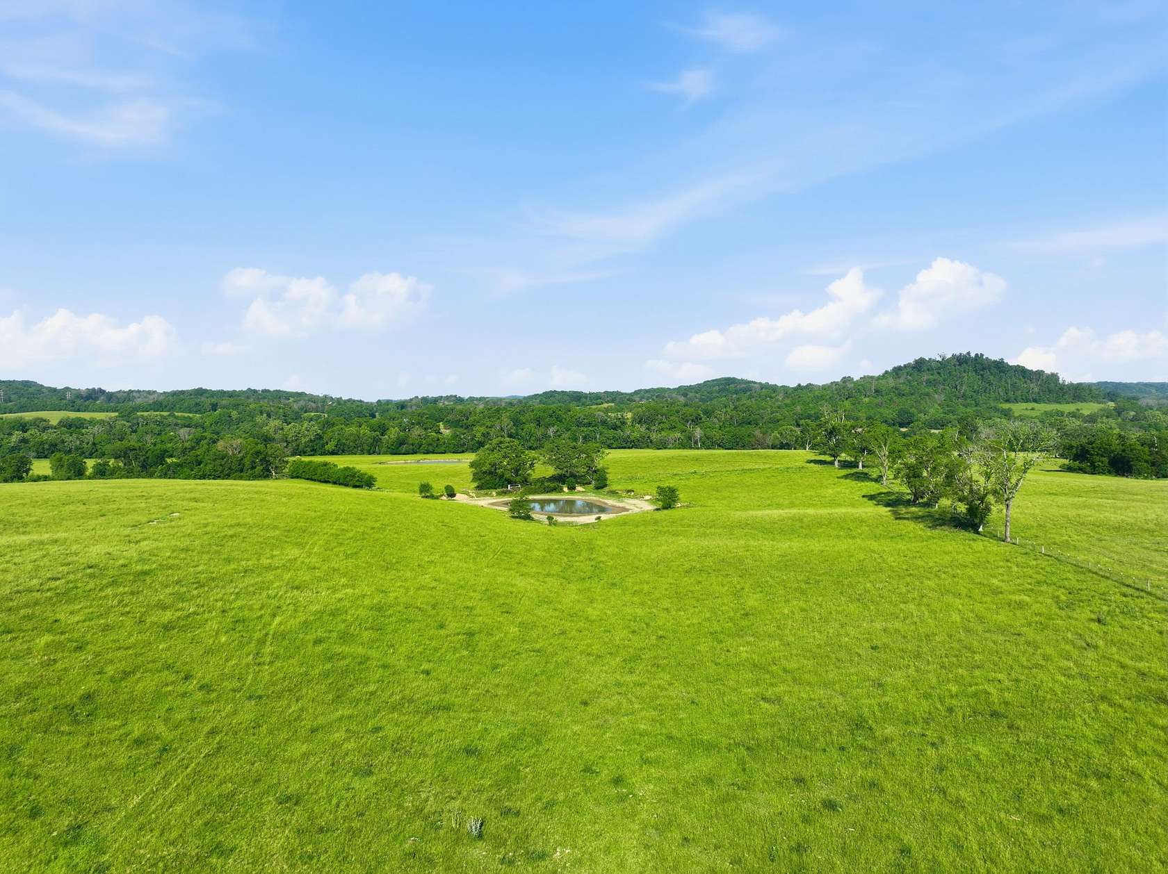 13.5 Acres of Land for Sale in Gallatin, Tennessee