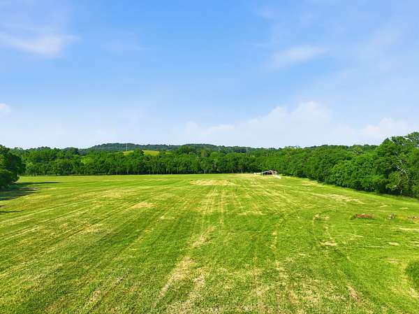9.18 Acres of Residential Land for Sale in Gallatin, Tennessee
