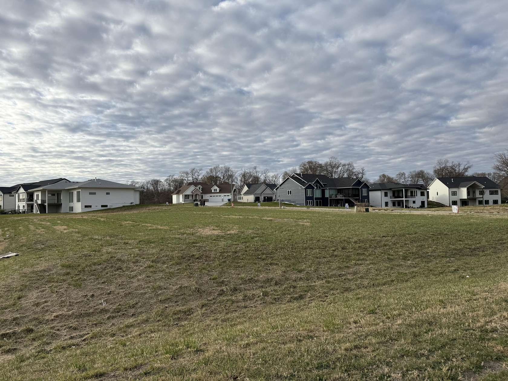 0.27 Acres of Residential Land for Sale in Urbandale, Iowa