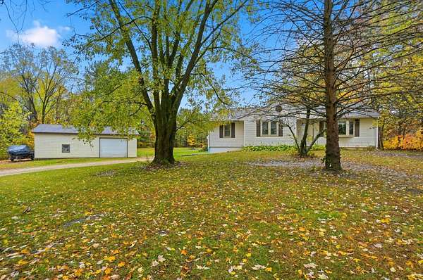 2 Acres of Residential Land with Home for Sale in Sunbury, Ohio