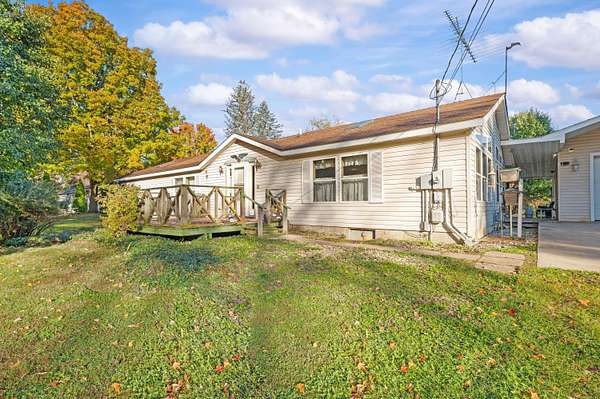 5 Acres of Residential Land with Home for Sale in Niles, Michigan