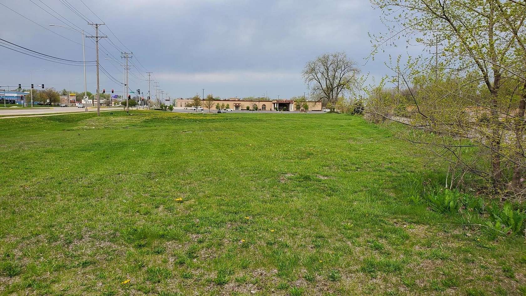 1.5 Acres of Residential Land for Sale in Villa Park, Illinois