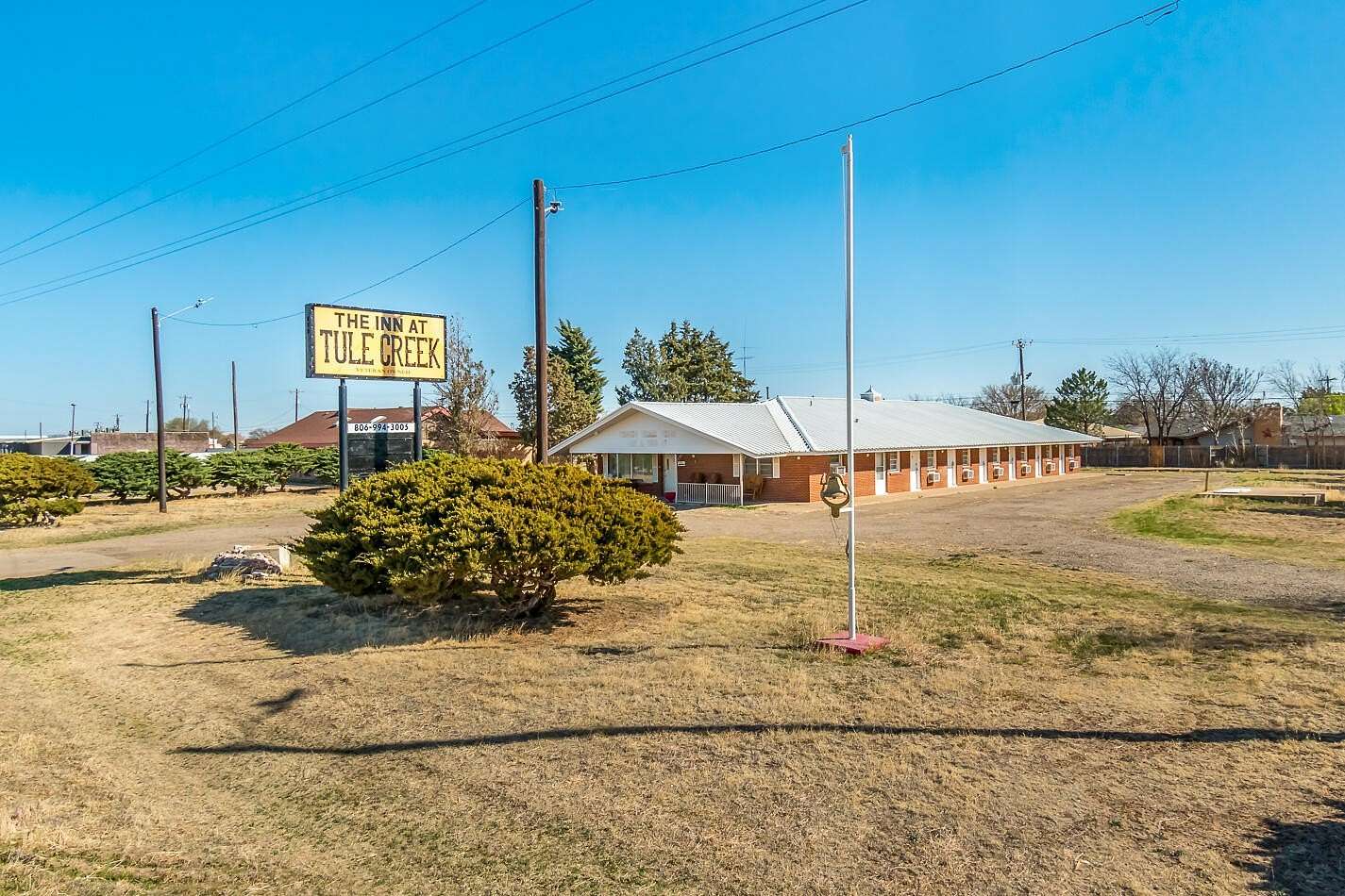 1.58 Acres of Improved Commercial Land for Sale in Tulia, Texas