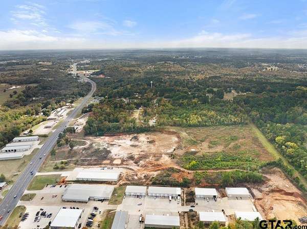 9.27 Acres of Commercial Land for Sale in Whitehouse, Texas